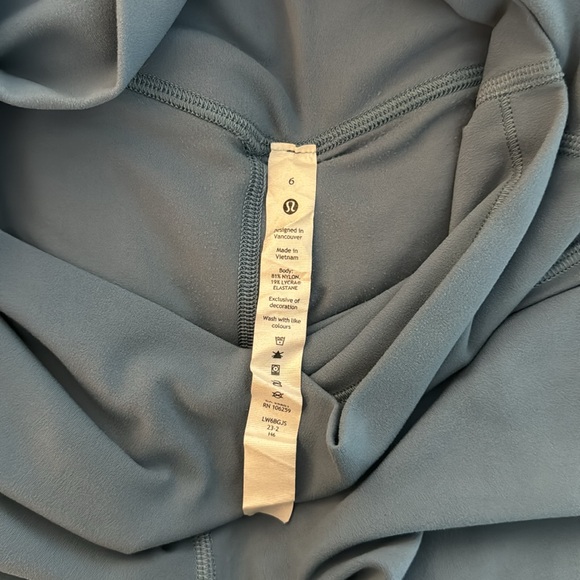 Lululemon align crop leggings - Picture 5 of 7